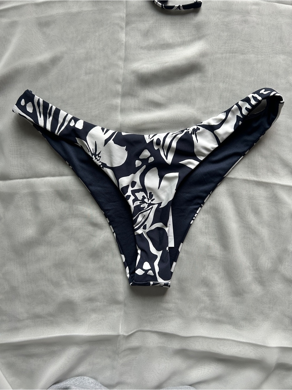 NWT Roxy bikini - Picture 8 of 11
